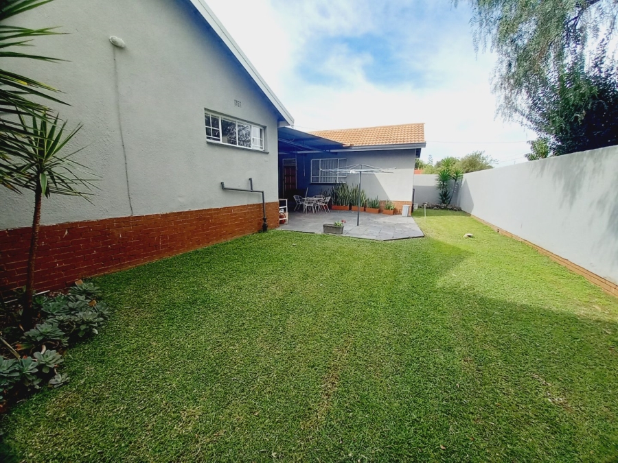 4 Bedroom Property for Sale in Roodia Free State